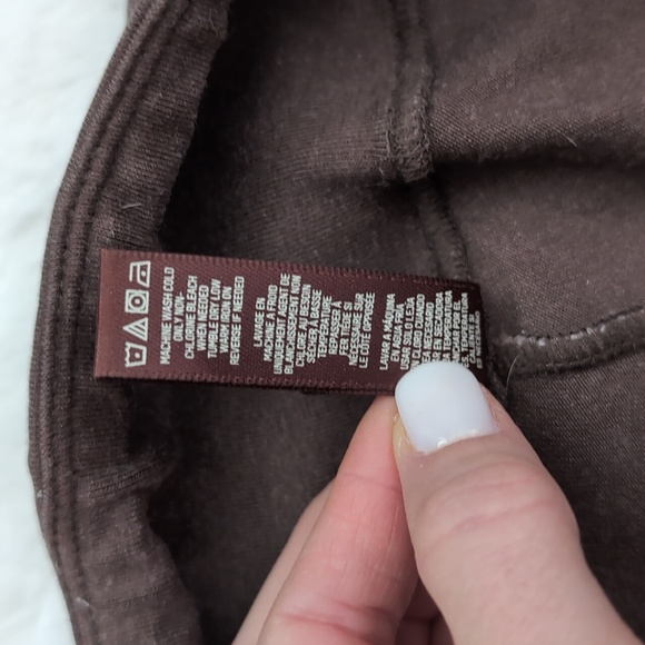 SKIMS Outdoor High-Waisted Banded Legging - Picture 5 of 5